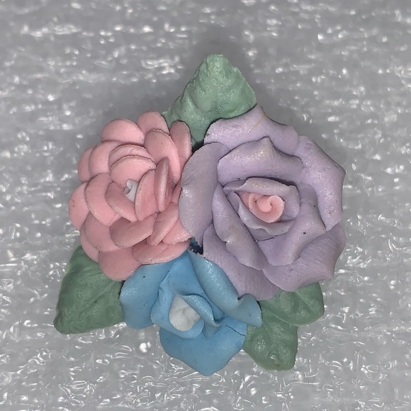 Ceramic Blue, Pink, & Violet Roses Brooch Pin - Picture 14 of 14